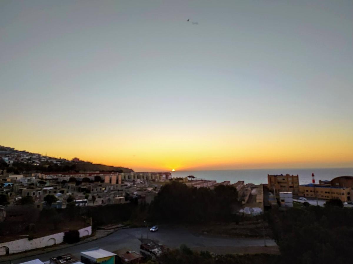 Valparaiso Primera Linea Esterno foto